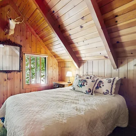 Wooded Comfort